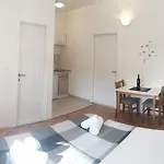 Apartment Nina