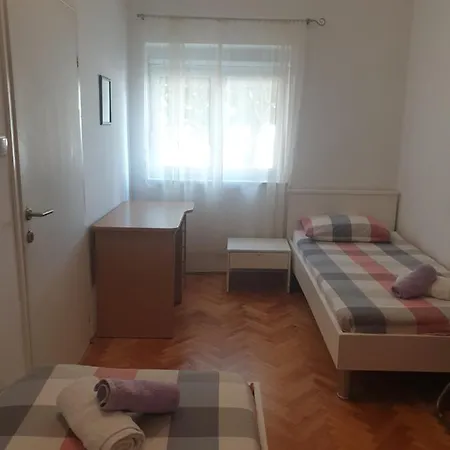Apartman Nina *